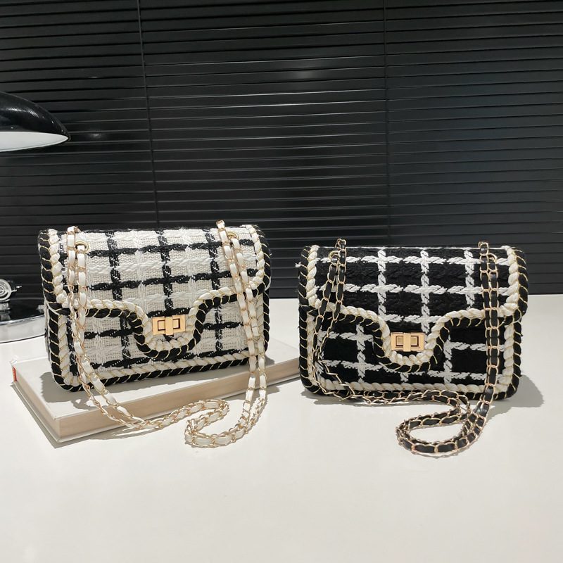 Plaid Wool Chain Small Square Bag