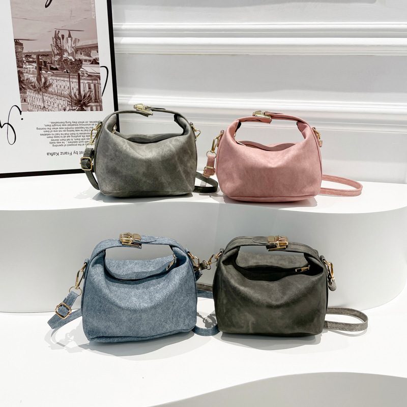 Minimalist Top-Handle Crossbody Square Bag view 4