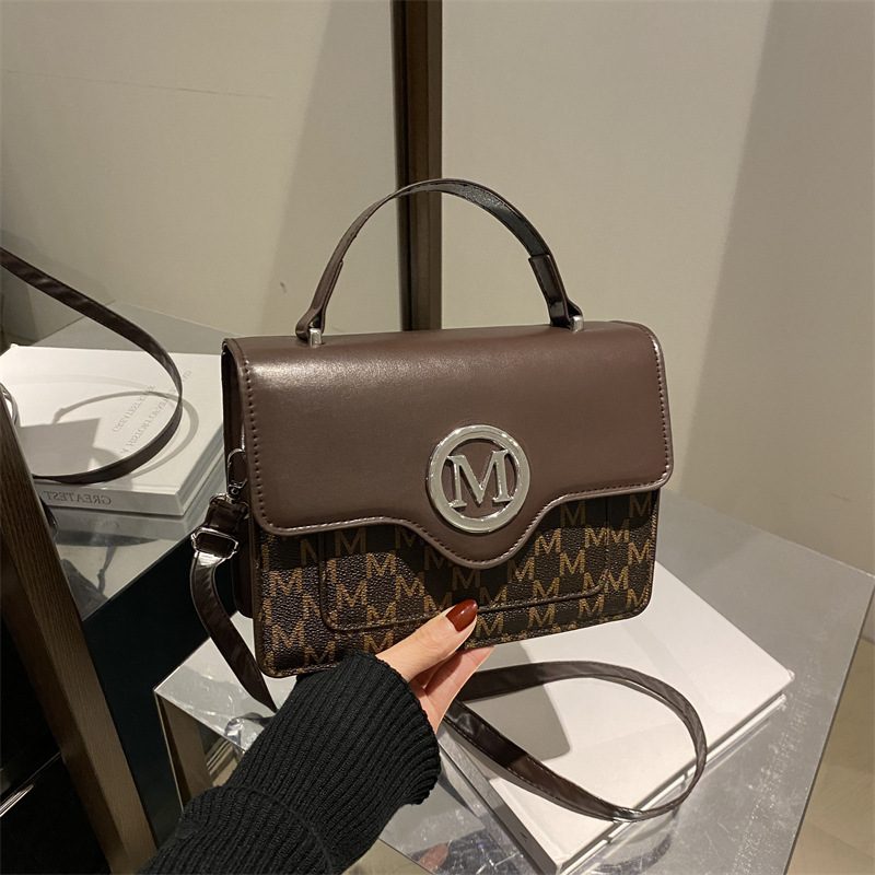 Retro Minimalist Small Square Crossbody Bag view 4