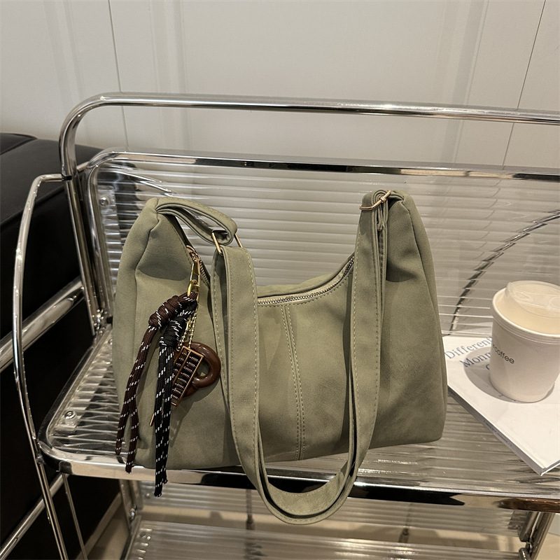 Vintage Large Capacity Shoulder Tote Crossbody Bag view 4