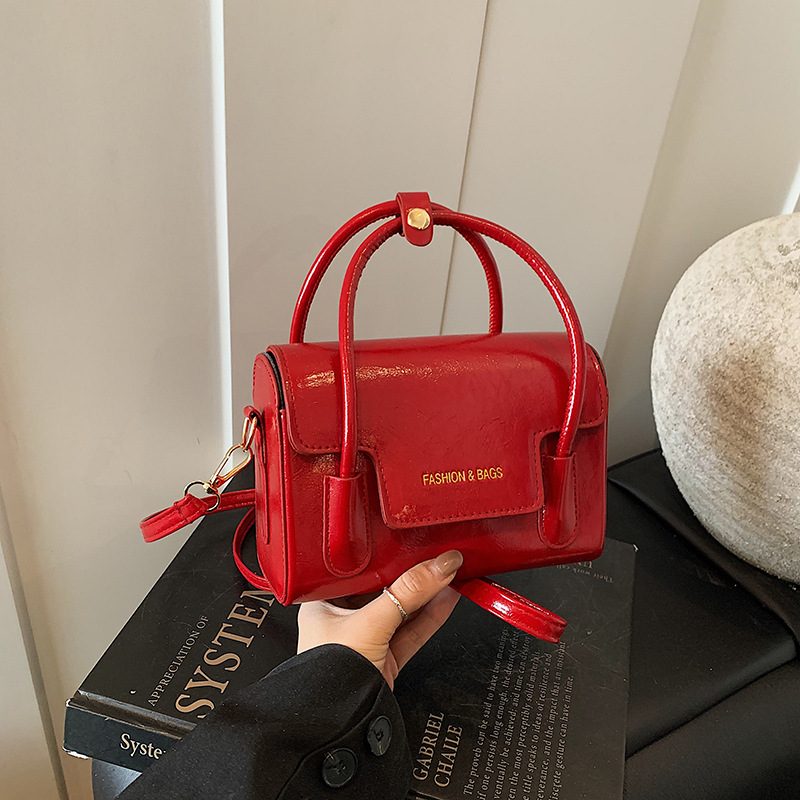 Minimalist Solid Color Top-Handle Crossbody Square Bag view 2
