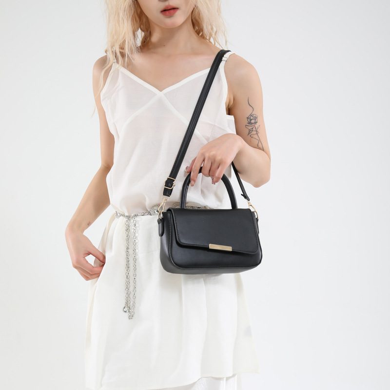 Minimalist Casual Shoulder Crossbody Top-Handle Bag view 4