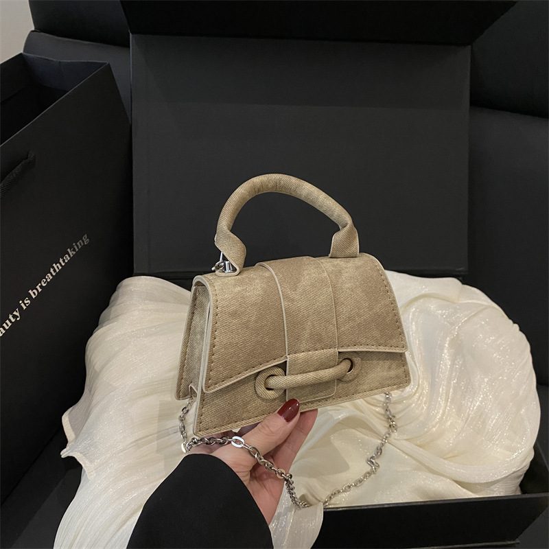 Minimalist Solid Top-Handle Square Crossbody Bag view 4
