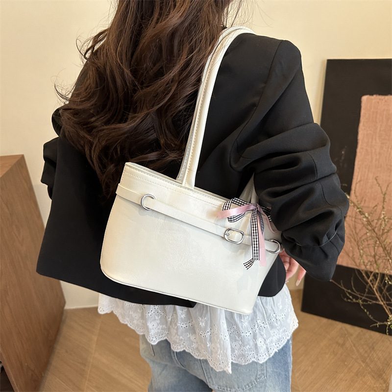 Tas Selempang Bahu Pita Manis dengan Pegangan Atas view 4