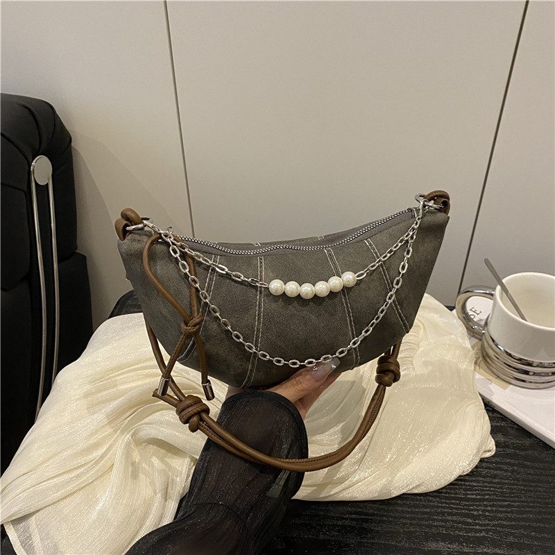Casual Dumpling Crossbody Bag view 4