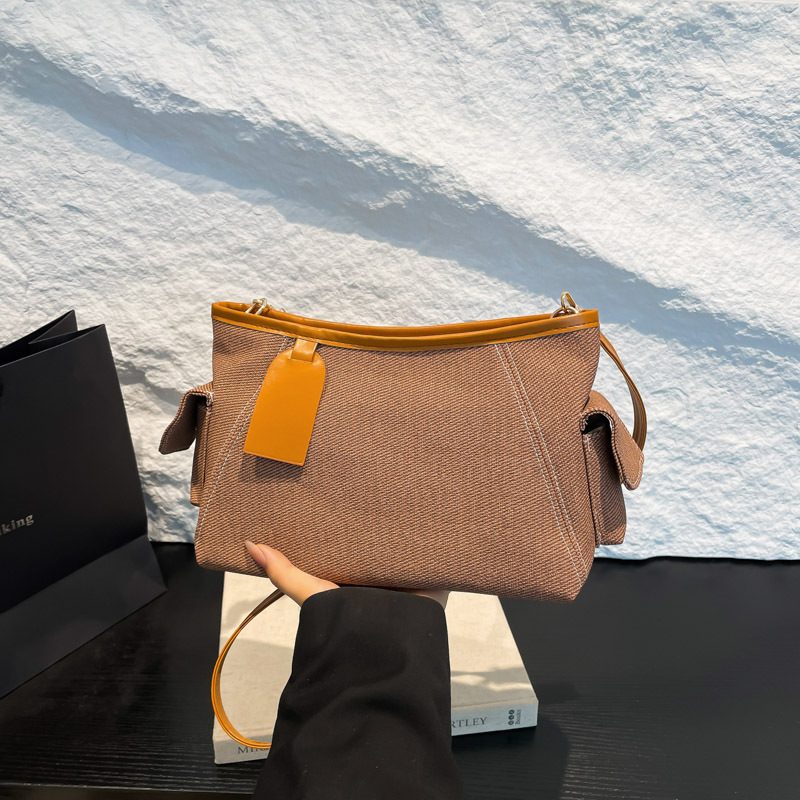 Large Capacity Commuter Crossbody Bag view 3