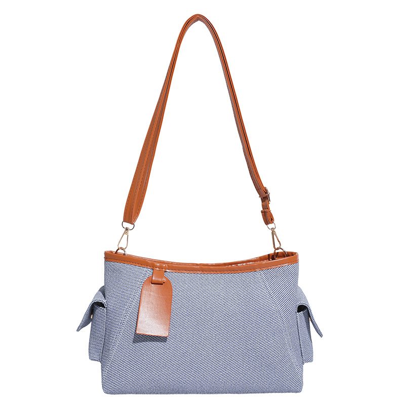 Large Capacity Commuter Crossbody Bag view 7