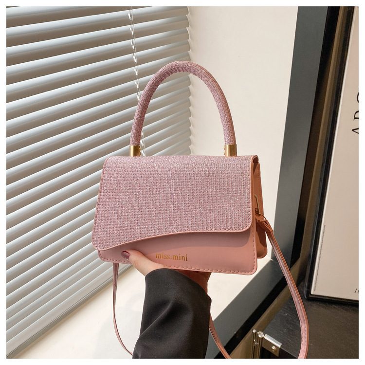 Minimalist Versatile Crossbody Handbag view 6