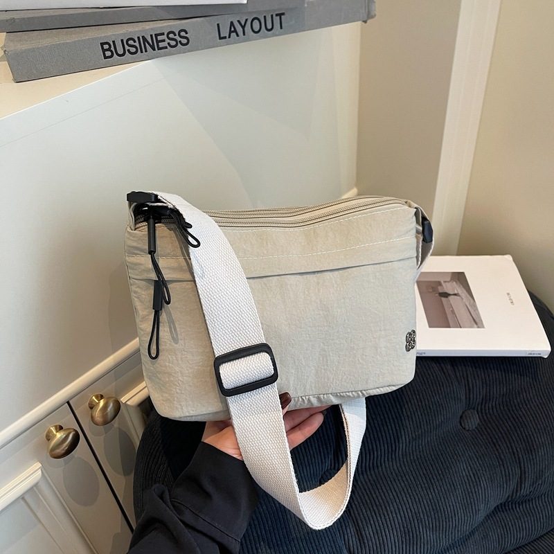 Lightweight Casual Crossbody Square Bag view 4