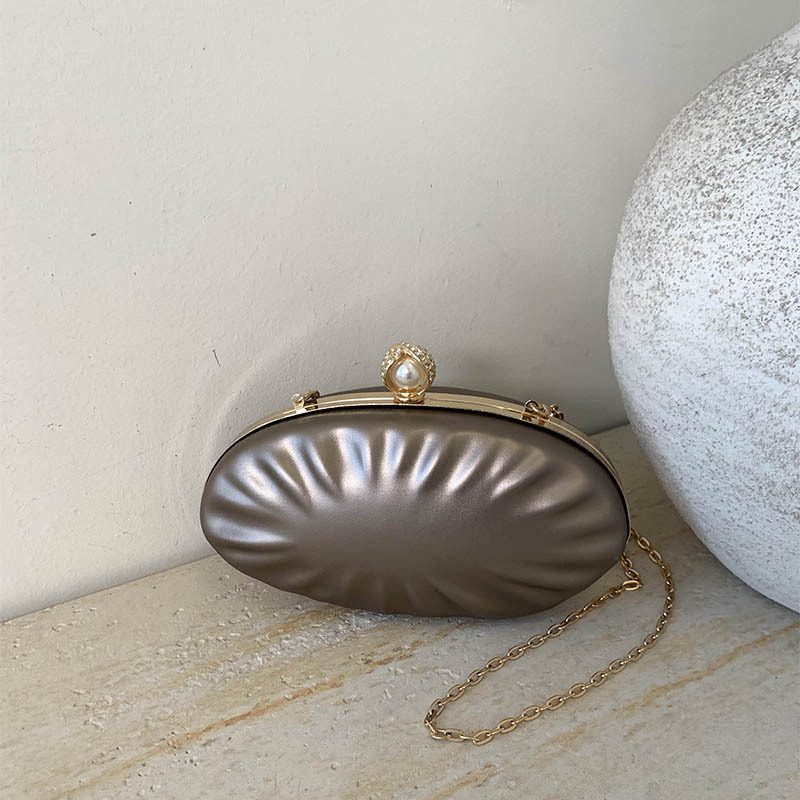Tas Bahu Shell dengan Rantai view 3