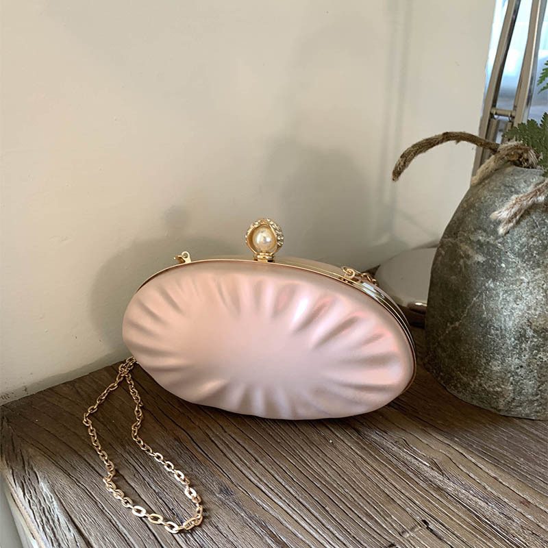 Tas Bahu Shell dengan Rantai view 4