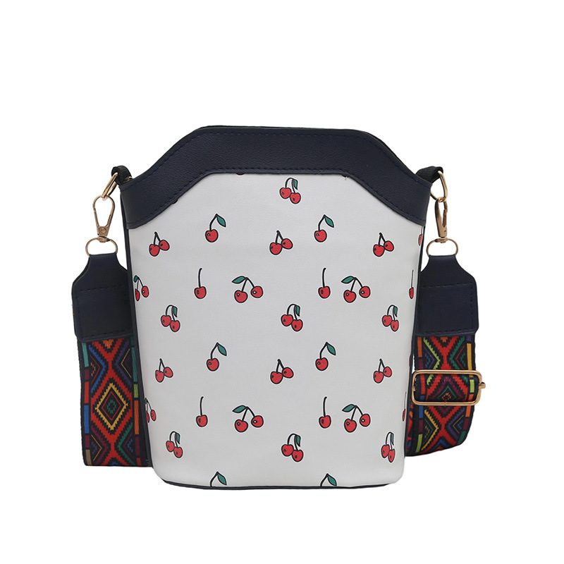 Cherry Print Sweet Crossbody Underarm Bag view 8