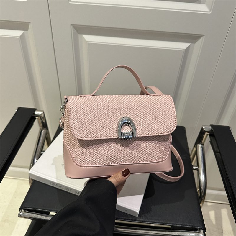 Minimalist Saddle Crossbody Shoulder Bag view 2
