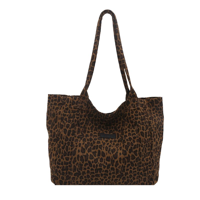 Bolsa Transversal de Ombro de Canvas com Estampa de Leopardo view 7