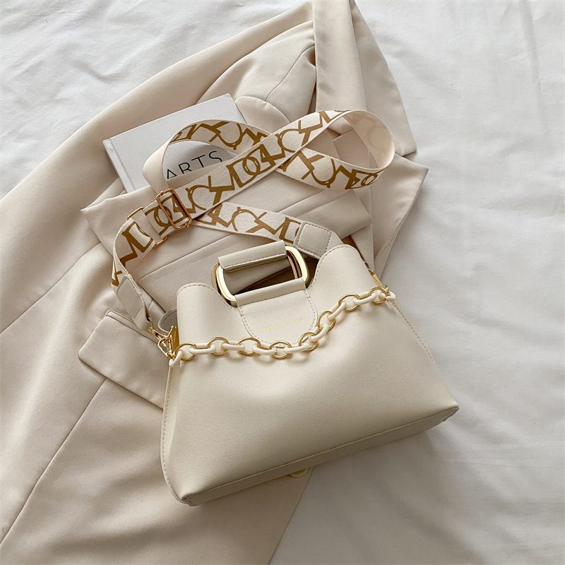 Minimalist Large Capacity Crossbody Bag view 10