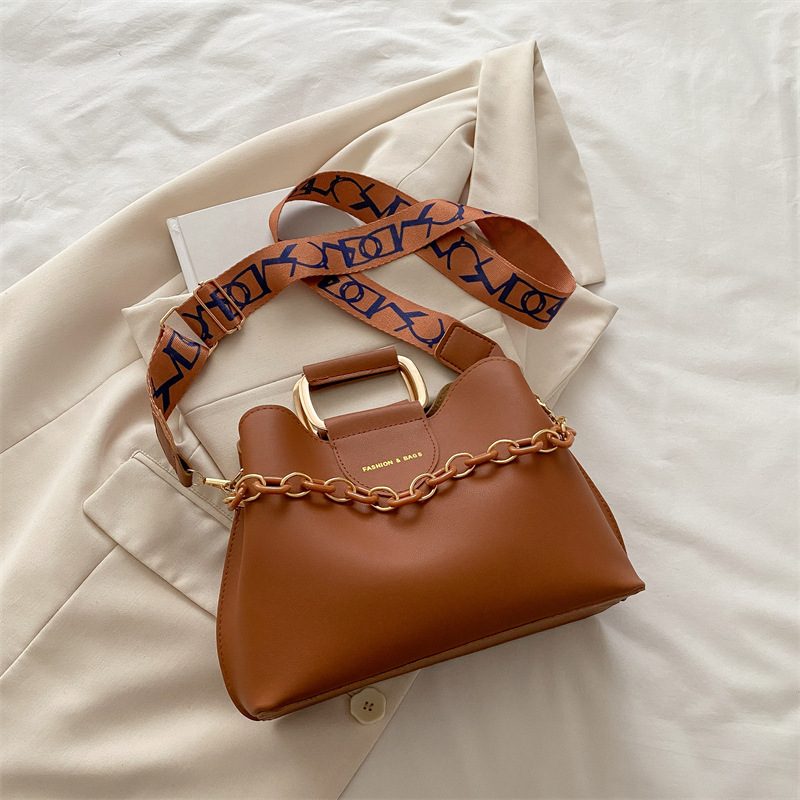 Minimalist Large Capacity Crossbody Bag view 9