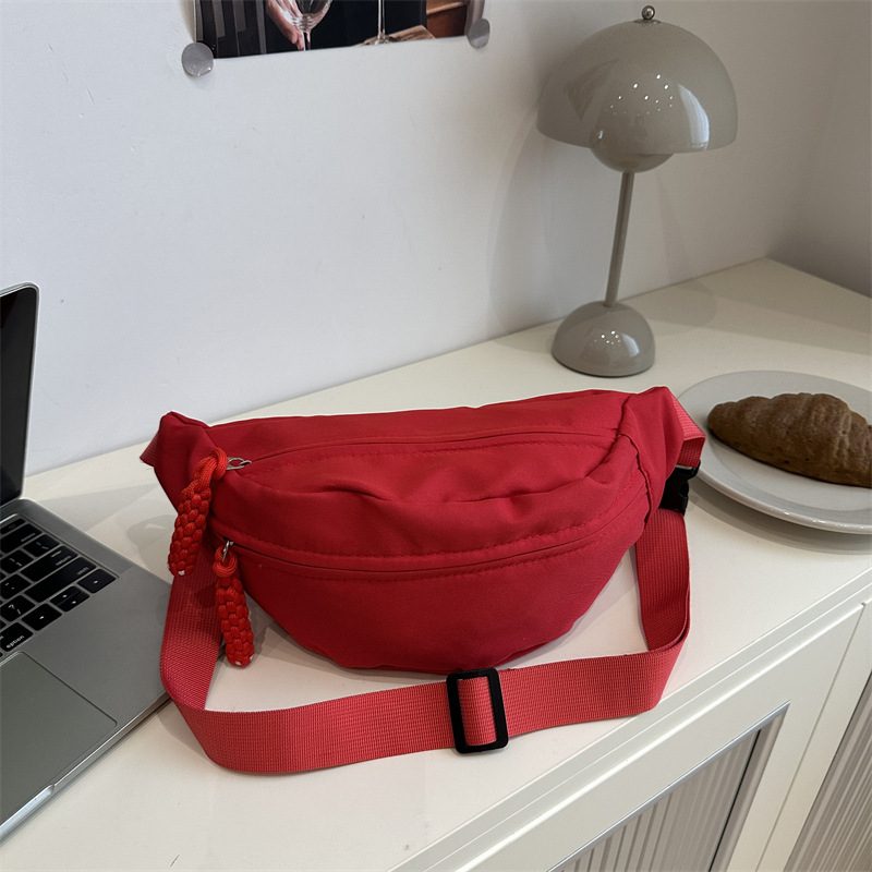 Sporty Large Capacity Crossbody Chest Bag view 3