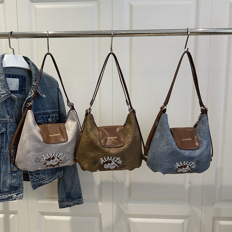 Minimalist Versatile Crossbody Bag