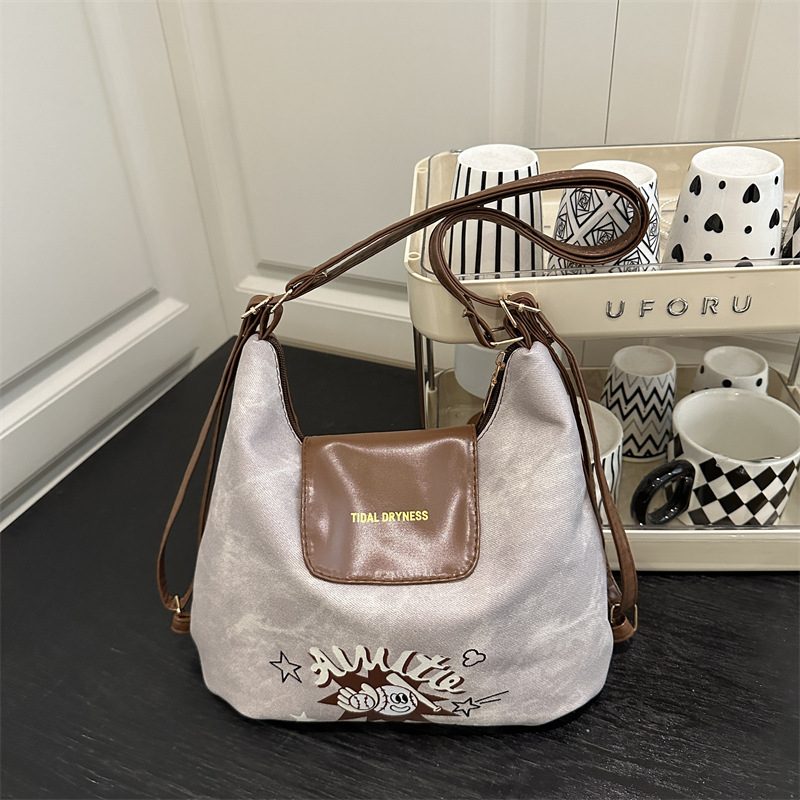 Minimalist Versatile Crossbody Bag view 2