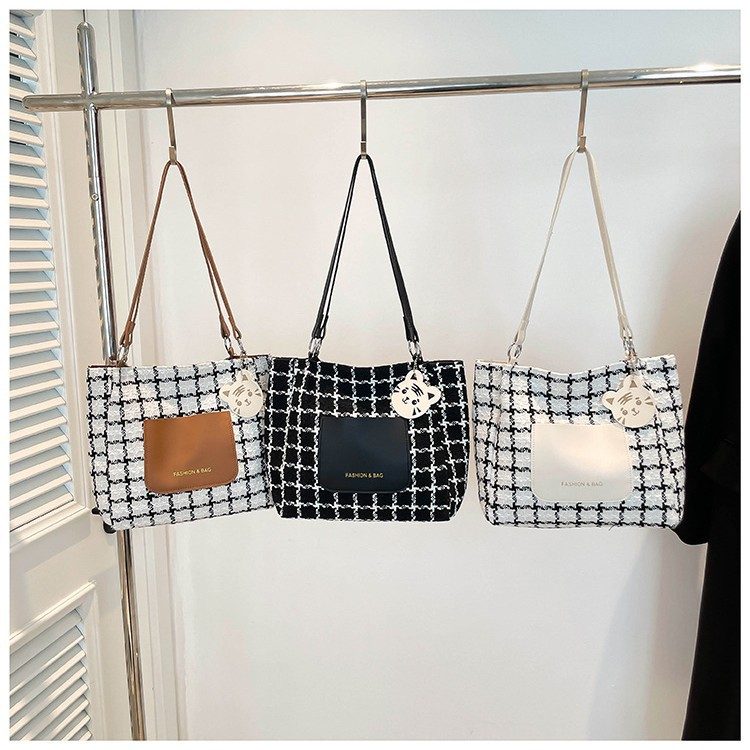 Large Capacity Minimalist Crossbody Top-Handle Tote Bag view 2