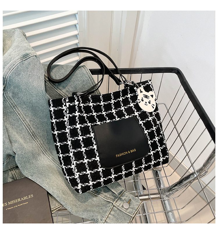 Large Capacity Minimalist Crossbody Top-Handle Tote Bag view 9