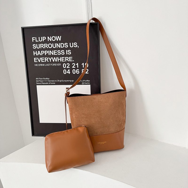 Minimalist Color Block Underarm Crossbody Bag view 4