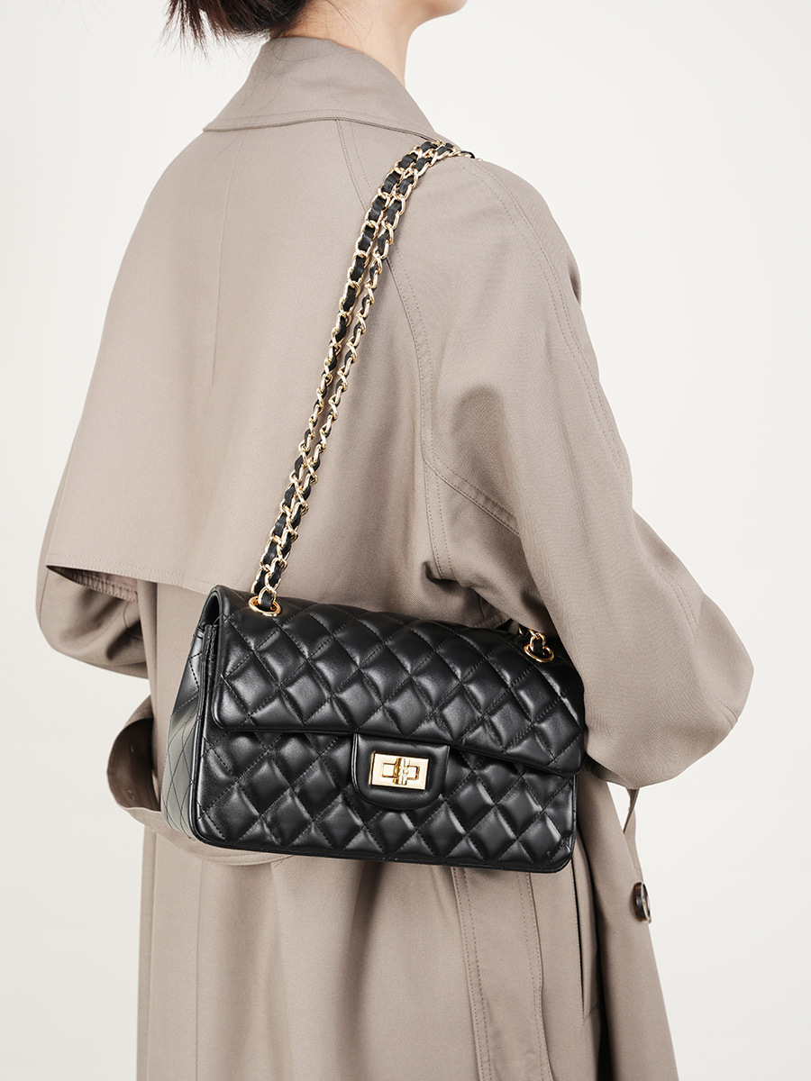 Matelassé Puffer Mini Tote — Cream view 2