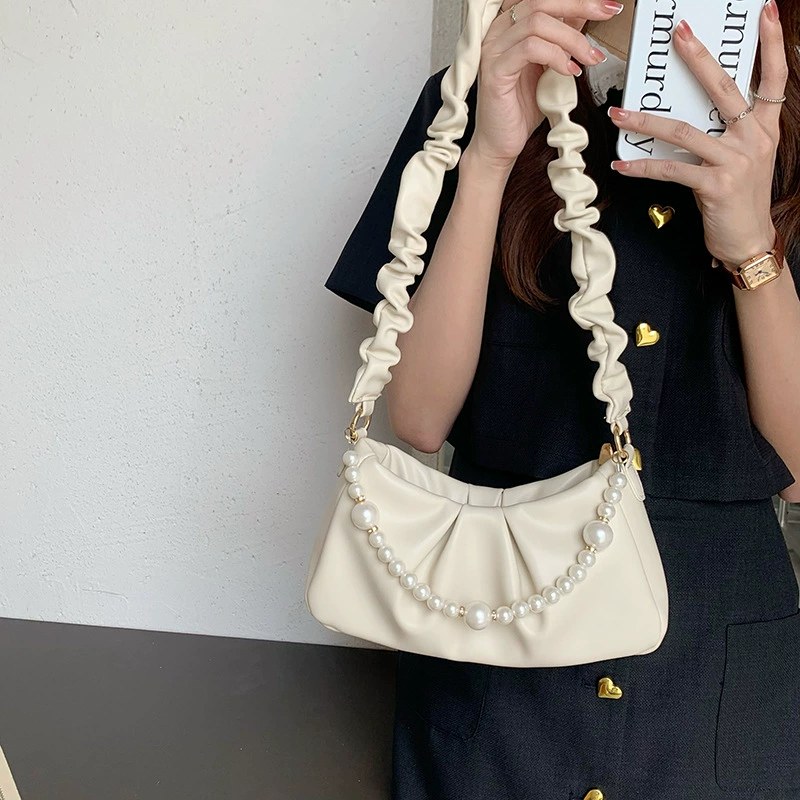 PU Leather Quilted Chain Bag for wholesale OEM — YANYAN Bags Guangzhou handbag factory