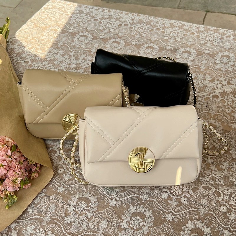 PU Leather Quilted Chain Bag for wholesale OEM — YANYAN Bags Guangzhou handbag factory