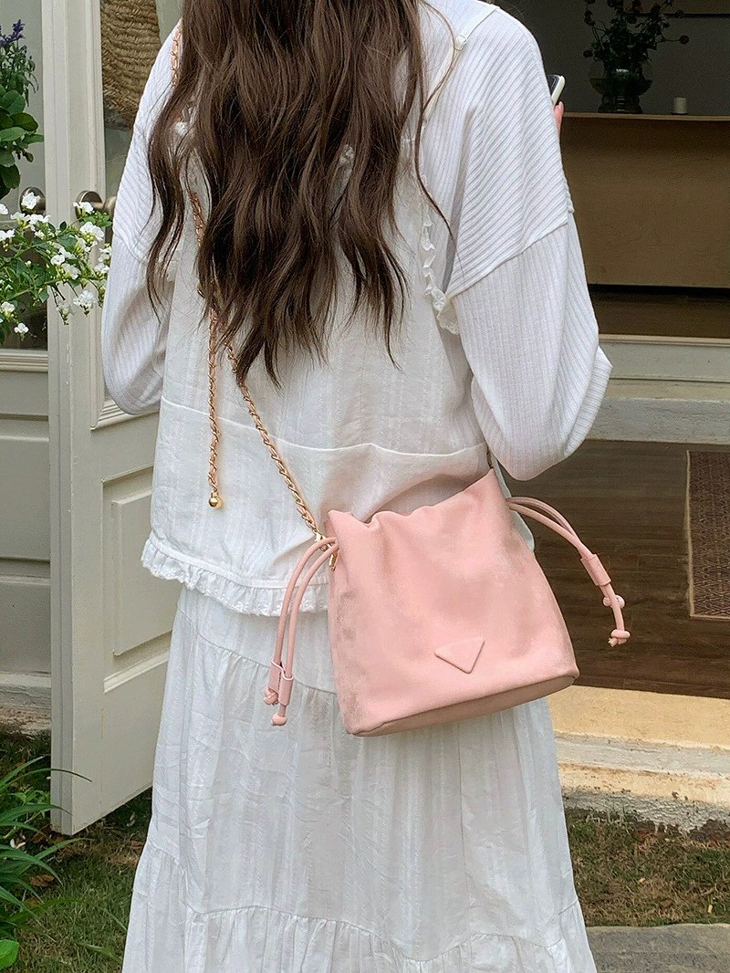 Beige PU Leather Quilted Chain Bag for wholesale OEM — YANYAN Bags Guangzhou handbag factory