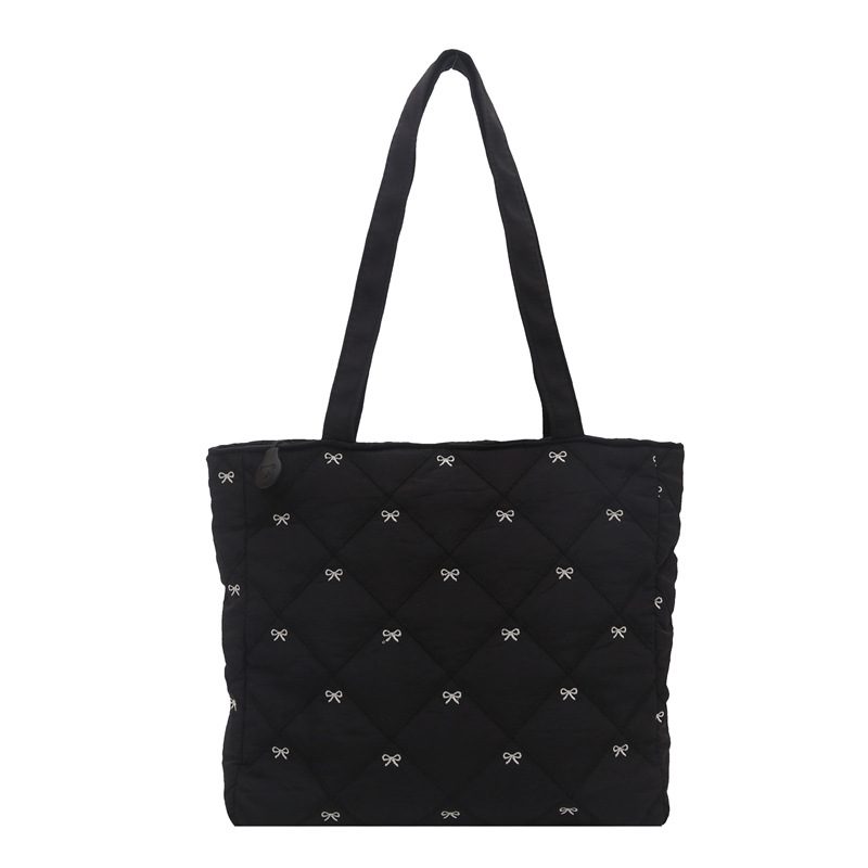 Quilted Bow Design Shoulder Tote Bag view 8