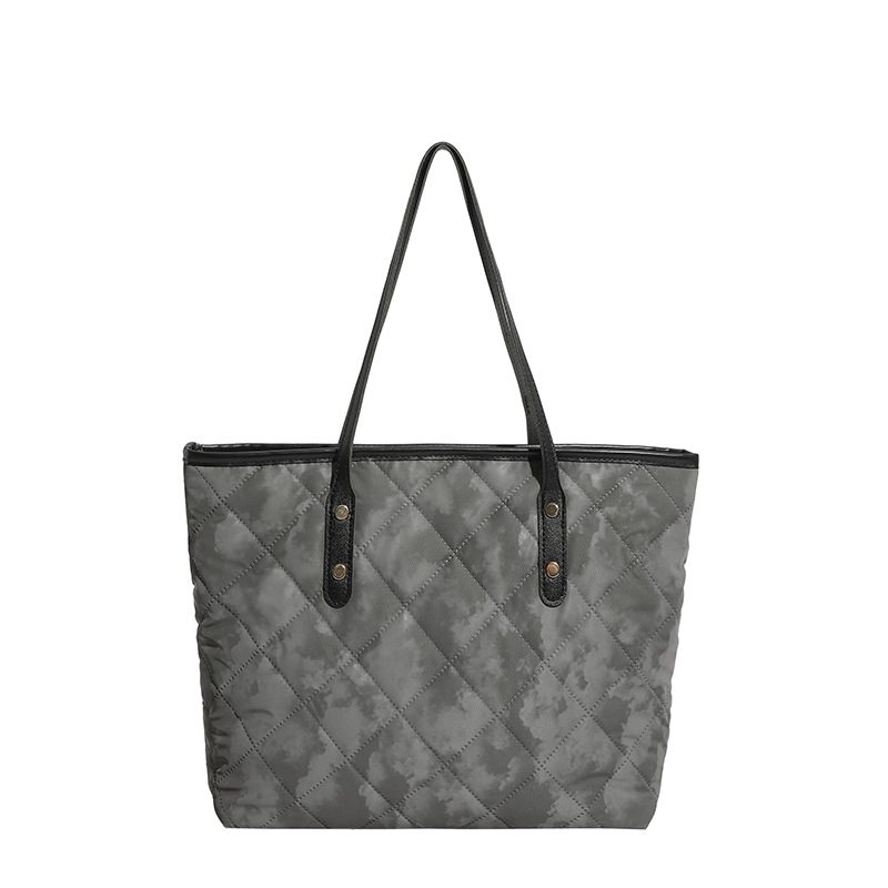 Bolsa Tote de Ombro Matelassê Grande Capacidade view 10