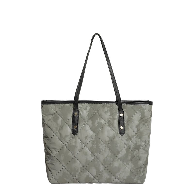 Bolsa Tote de Ombro Matelassê Grande Capacidade view 9