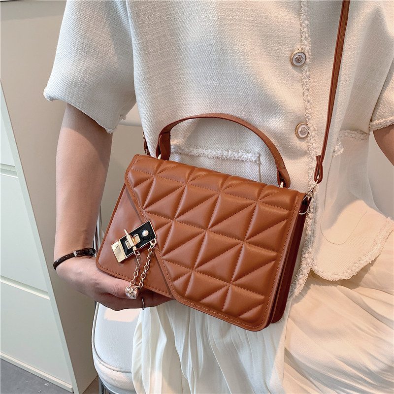 Quilted Diamond Solid Color Crossbody Bag view 2