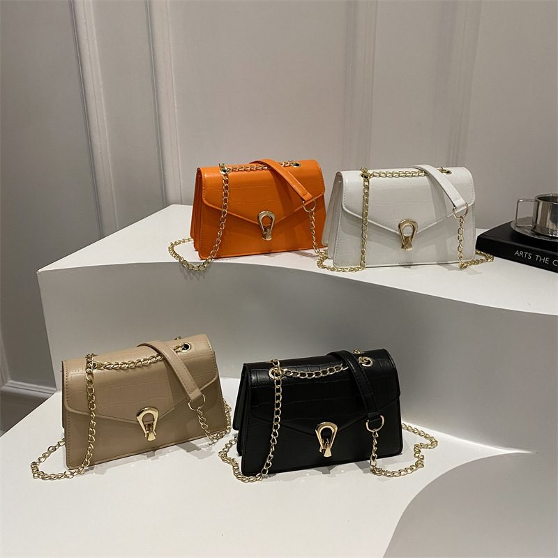 Stone Texture Quilted Chain Crossbody Square Bag