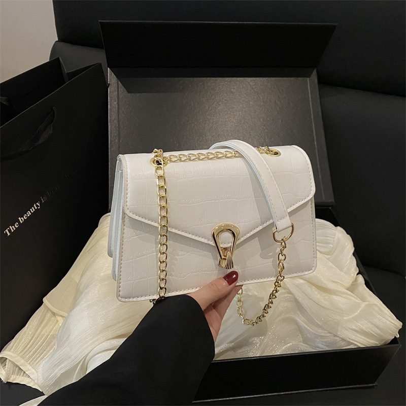 Stone Texture Quilted Chain Crossbody Square Bag view 4