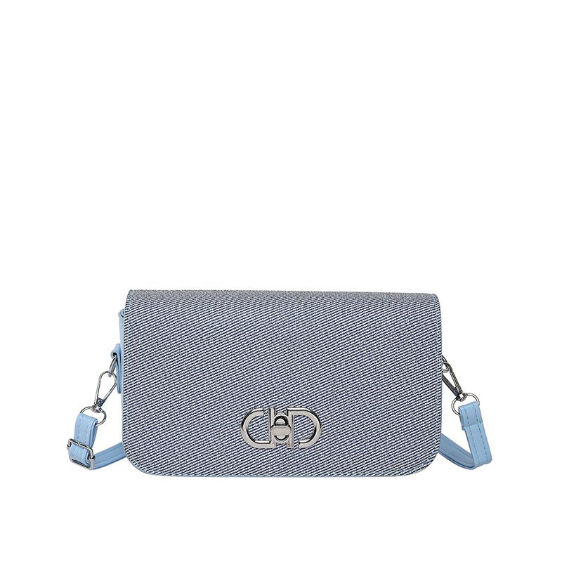 Bolsa Quadrada Transversal com Blocos de Cor, Matelassê e Fecho view 10