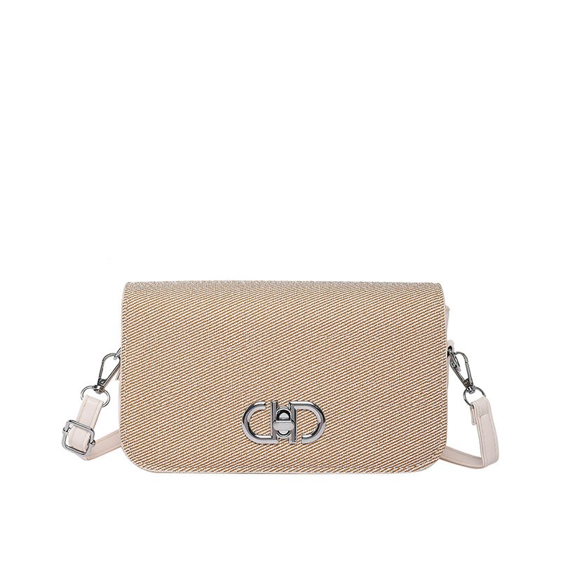 Bolsa Quadrada Transversal com Blocos de Cor, Matelassê e Fecho view 8