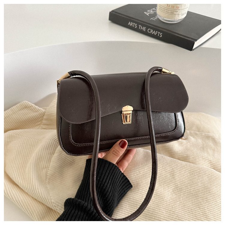 French Retro Quilted Lock Shoulder Bag view 7