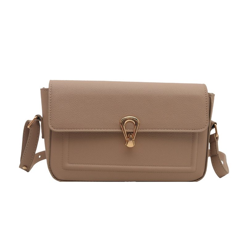 Mini sac bandoulière carré matelassé avec fermoir view 6
