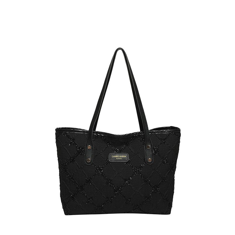 Quilted Large Tote Shoulder Bag view 10