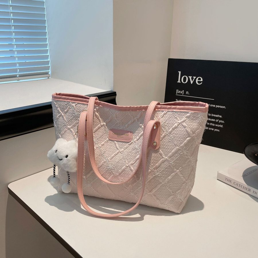 Quilted Large Tote Shoulder Bag view 9
