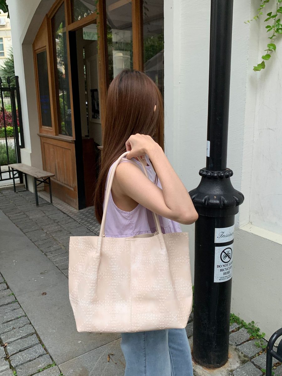 Ensemble grand sac cabas épaule matelassé view 6