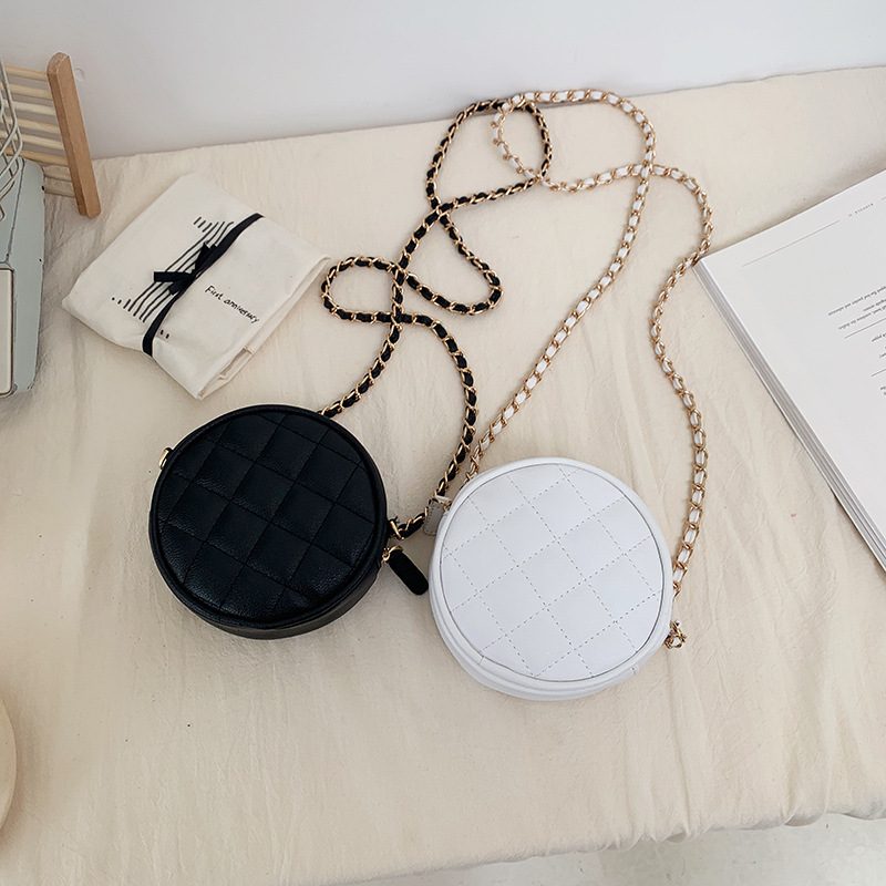 Quilted Chain Crossbody Bag Mini Round view 3