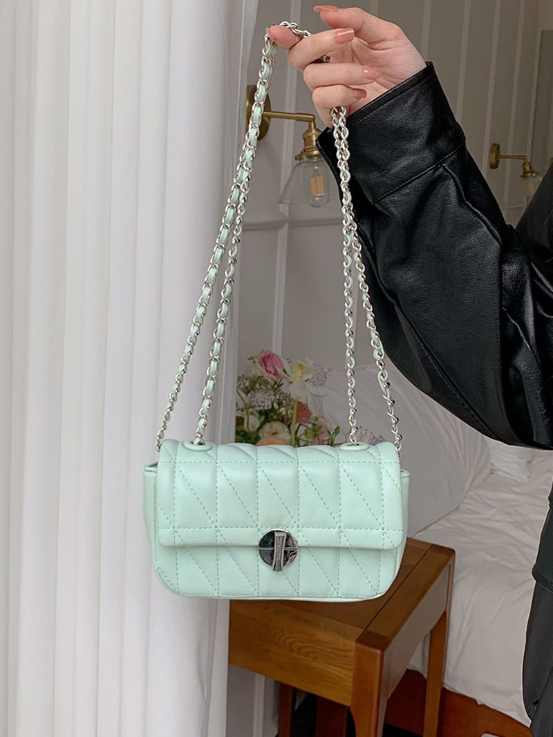 Quilted Chain Shoulder Crossbody Bag view 3