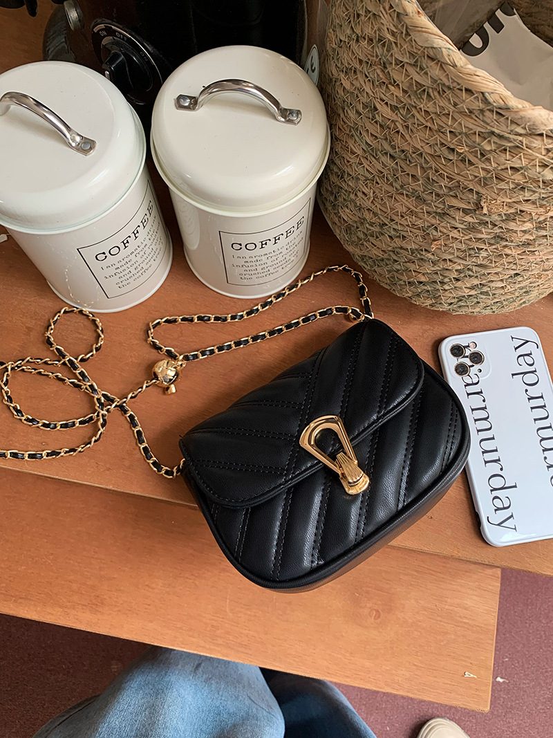 Quilted Chain Square Crossbody Bag view 6