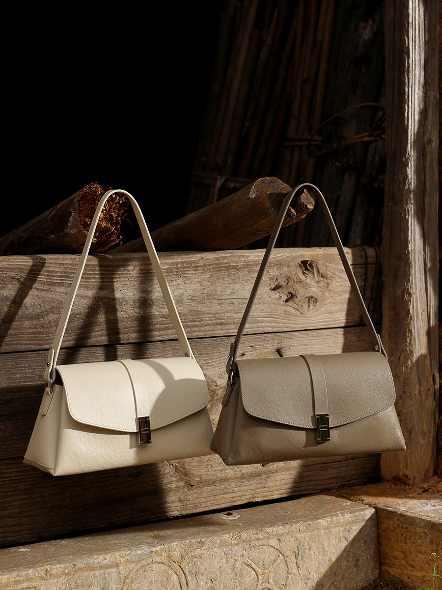 Vegetable-Tanned Cowhide Trapezoid Underarm Bag view 5