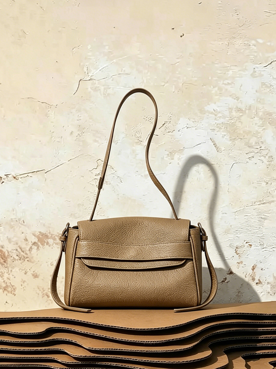 Bolso Tofu de Cuero Suave para Hombro — Bandolera de Brazo view 5