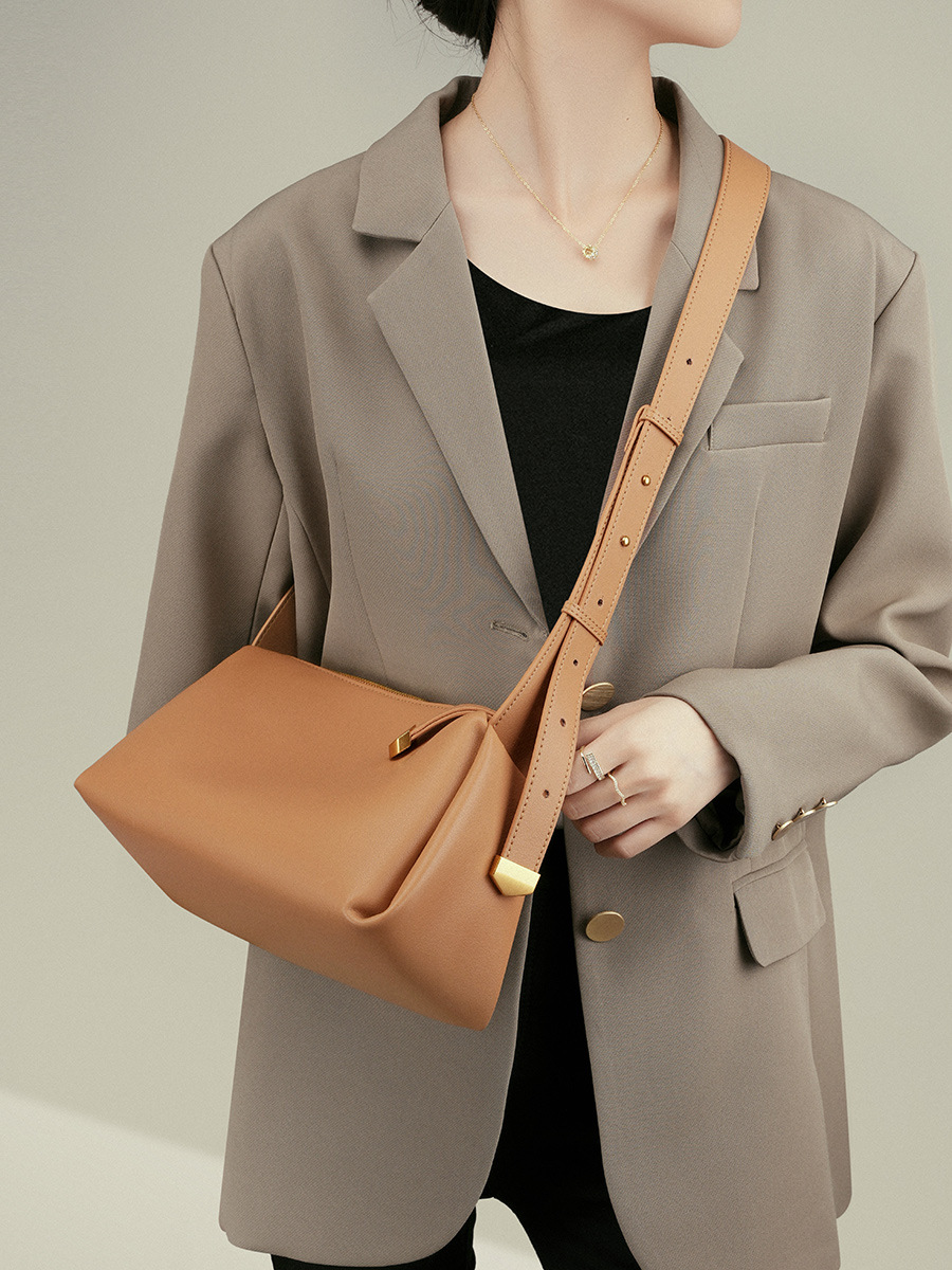 YY-SHO-040 soft cowhide baguette underarm shoulder in apricot — wholesale soft baguette YANYAN