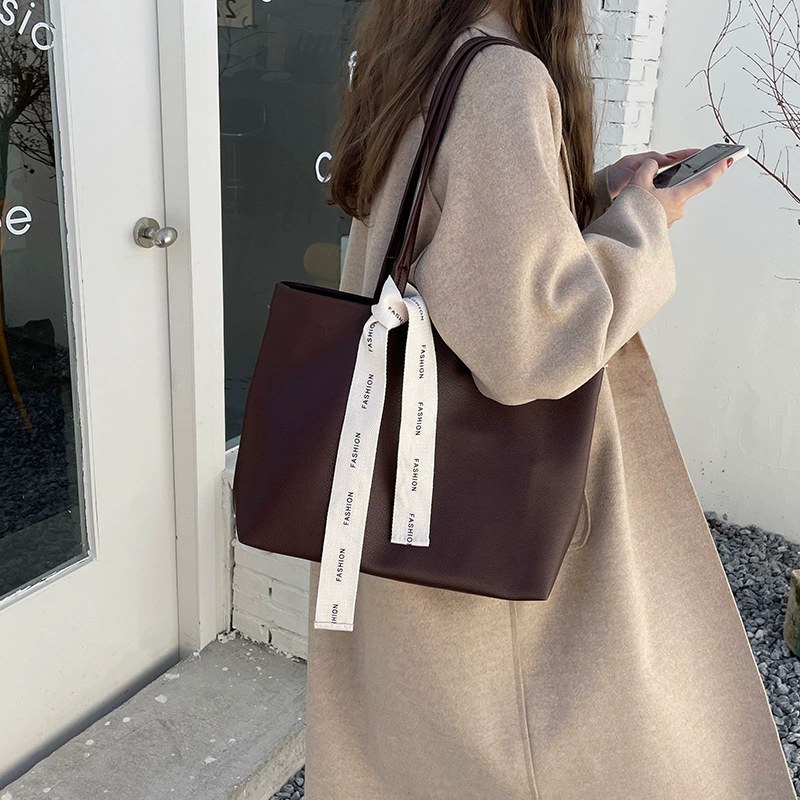 Brown PU Leather Shoulder Bag for wholesale OEM — YANYAN Bags Guangzhou handbag factory